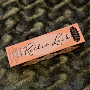 Roller lash mini mascara